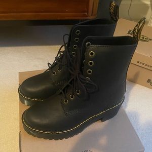 Dr Martens Shriver Hi Boots (US 5)